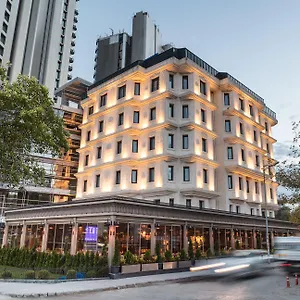 Tryp By Wyndham Oran Hotel